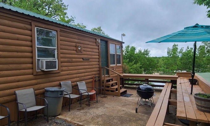 Chico Cabin | The Lakeview at Northside Marina & Resort