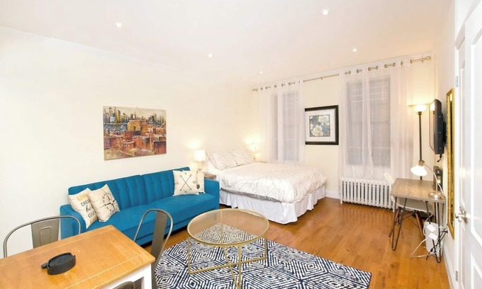 Midtown Apartment | The Lexy III Vibe 8617