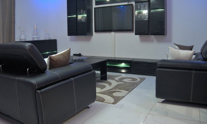 Dakar Apartment | THE LUXURIOUS DONDOU SUITE