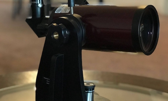 Hotchkiss House | The Moon House. Come mingle with the stars.