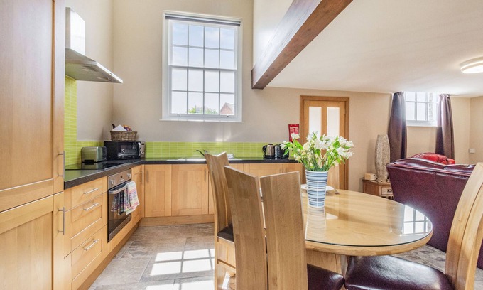 Great Hatfield Cottage | The Old Chapel