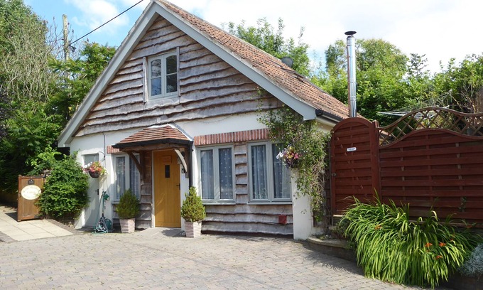 West Compton Cottage | The Old Coach House in Dorset's Area of Outstanding Beauty - 1 bedroom