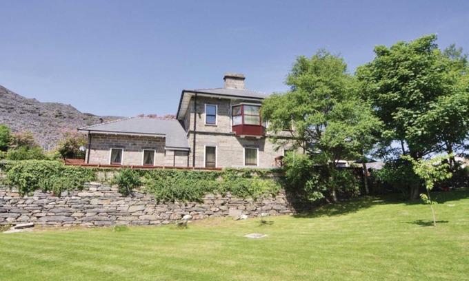 Rhiwbryfdir House | The Old Quarry Hospital - HW7677