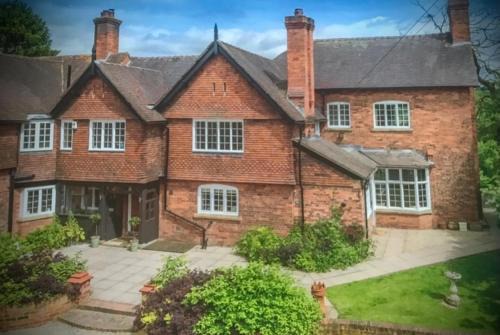 Great Witley Bed & Breakfast | The Old Rectory - Valley View Room In Private Home