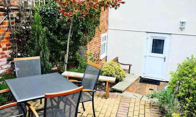 Ollerton Cottage | The Old Shop at Savile House - A cosy cottage with a story to tell