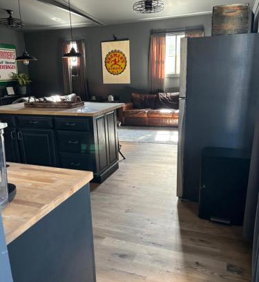 Mount Carmel Apartment | the old soda factory