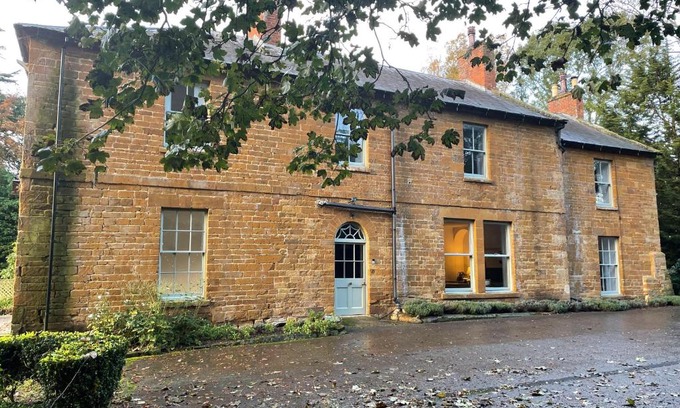 Upper Stowe Bed & Breakfast | The Old Vicarage