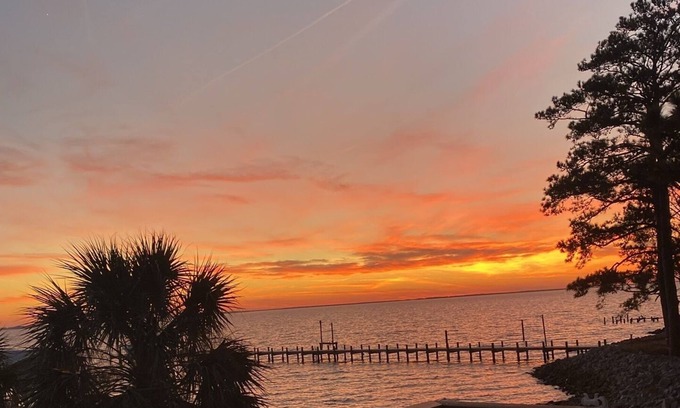 Hobucken House | The Perfect little Pamlico Sound Getaway!