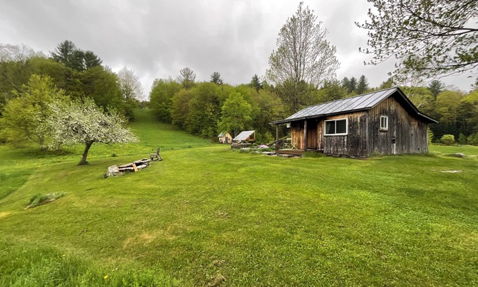 Rochester Cabin | The Pond Cabin at Sky Hollow, The Hunter Cabin at Sky Hollow