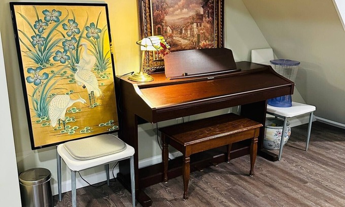 Yardville-Groveville Bed & Breakfast | The Princeton Three, Cozy 3BR Retreat w/BBQ Patio