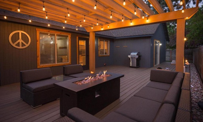 Southwest Bend House | The Quails Nest