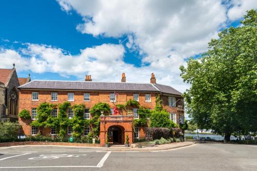 Henley-on-Thames Hotel | The Relais Henley