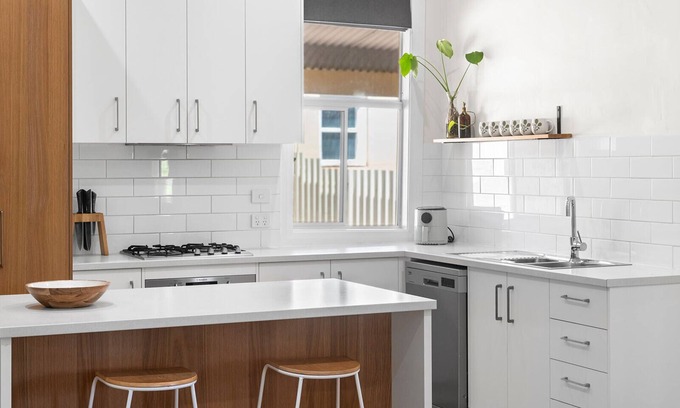 Gordon Bed & Breakfast | The River Block