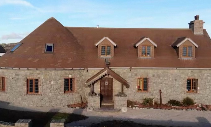 Wild Atlantic Way House | The Roundhouse - Bliss by the sea