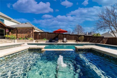 Allen House | The Sapphire Sanctuary with Pool