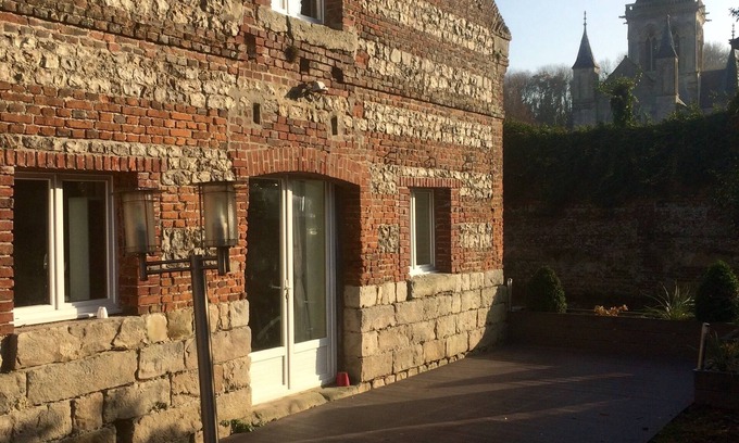 Le Bourg-Dun Cottage | The stables, cottage located along the dun in a private park