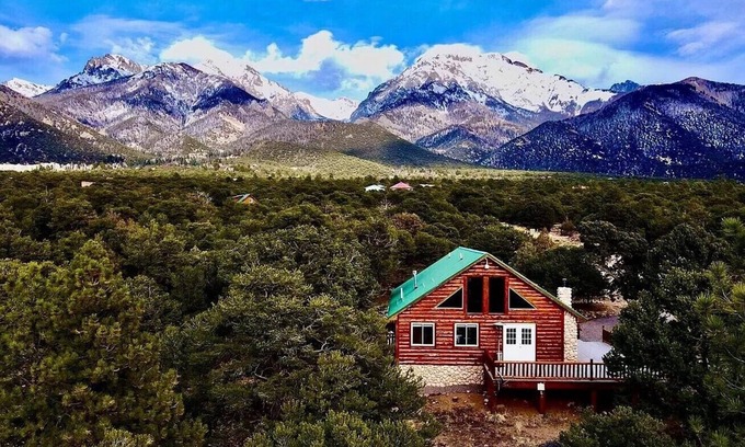 Baca Grande Cabin | The Stargazer-Your private retreat in the mountains!