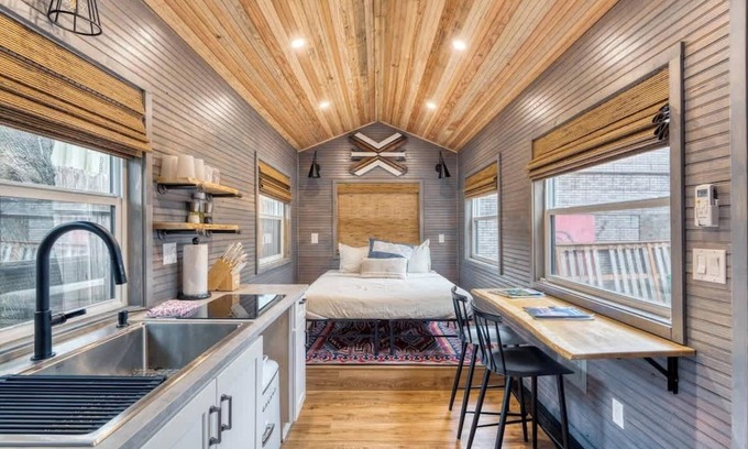 Hosford-Abernethy House | The Sunstone Modern Tiny House Prime Location