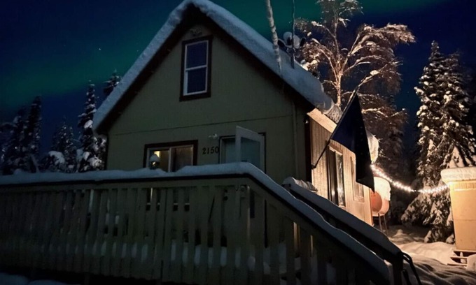 Fairbanks Cabin | The Tequila Goldstream Valley Cabin