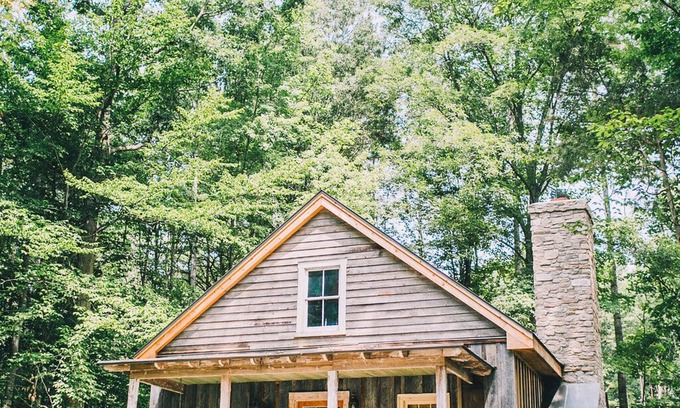Spotsylvania Cabin | The Tobacco Barn - Stevenson Ridge