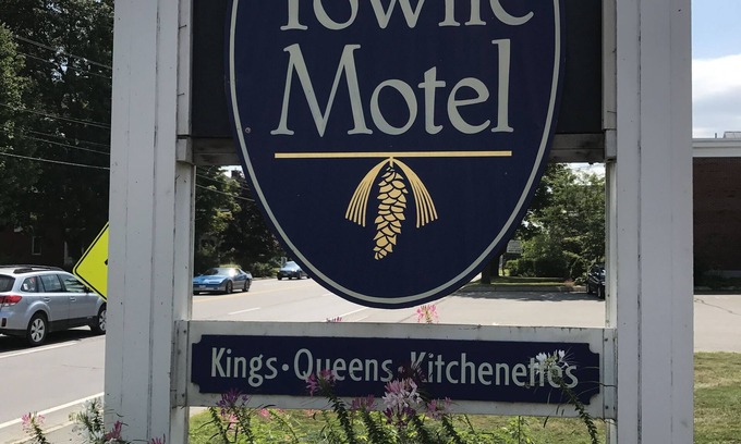 Skowhegan Hotel | The Towne Motel