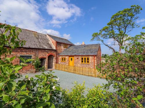Maesbury Marsh House | The Tractor Shed