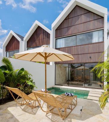 Padonan Villa | The View - Villa Vesuvio