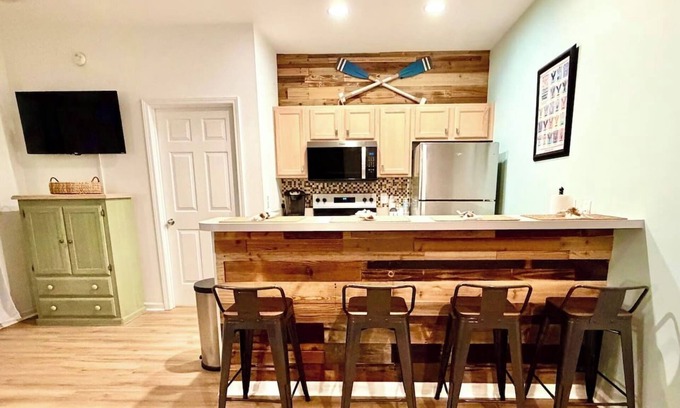 Sea Trail Apartment | The Villa at 205 Royal Poste Rd