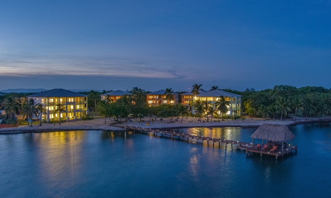 Cocoplum Condo | The Villas at Cocoplum 'Ocelot' Apartment 122