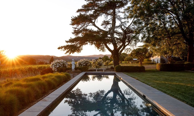 Graton House | The Vineyard House at The Dalya Estate- 3 bed/2 full bath w/pool and hot tub