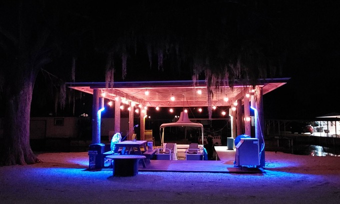 Taylor Creek House | The Wagon Wheel @ Catfish Cove Fisherman Resort