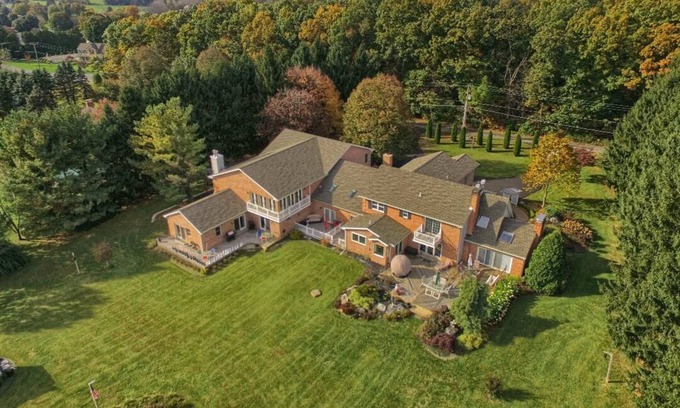 Kutztown Bed & Breakfast | The Wisteria Room at Kennedy Manor