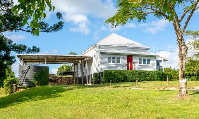 Cooroy House | Thirlestane Farm Cottage & Barn
