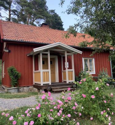 Soderkoping House | Thorstorps Gård B&B