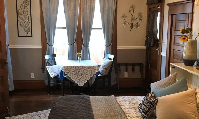 Fort Worth House | Three Danes Inn