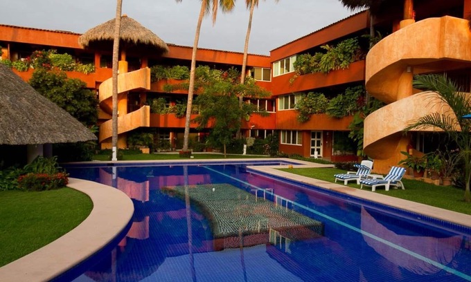 Ixtapa - Zihuatanejo Condo | Three Minutes From the Warm Sands of Spectacular Playa La Ropa!