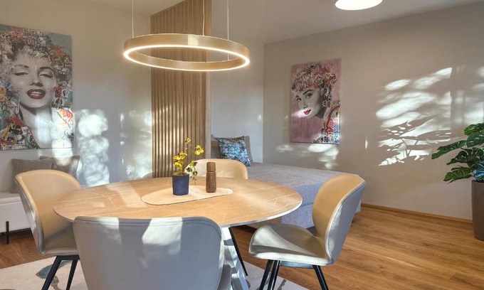 Seekirchen Markt Apartment | "THREE" - Premium Apartments Seekirchen, modern, zentral gelegen