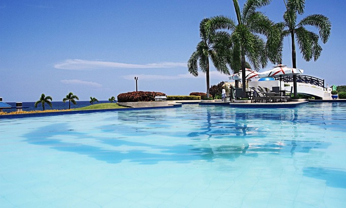 San Fernando Resort | Thunderbird Resorts - Poro Point