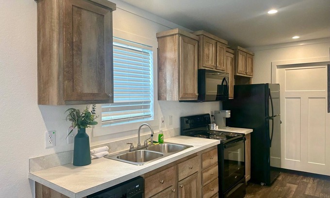 Highlands - Perkins Cottage | Tiger's Trail RV Resort