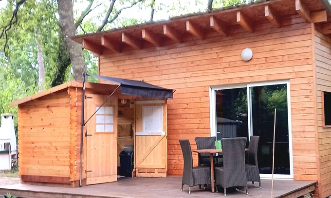 Vensac Ski Chalet | Tiny House Dans les Bois à 10 Minutes de L'océan