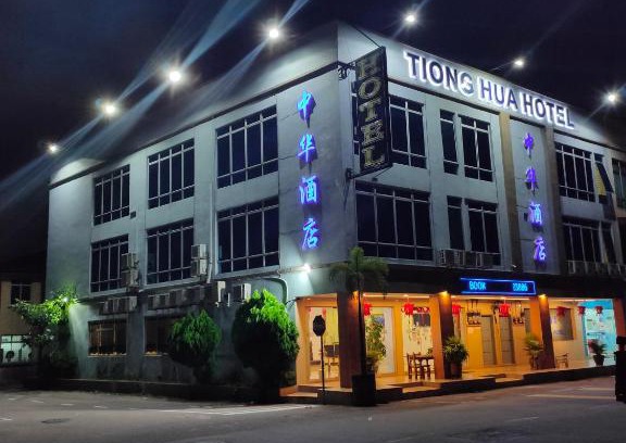 Bukit Indah Hotel | TIONG HUA HOTEL