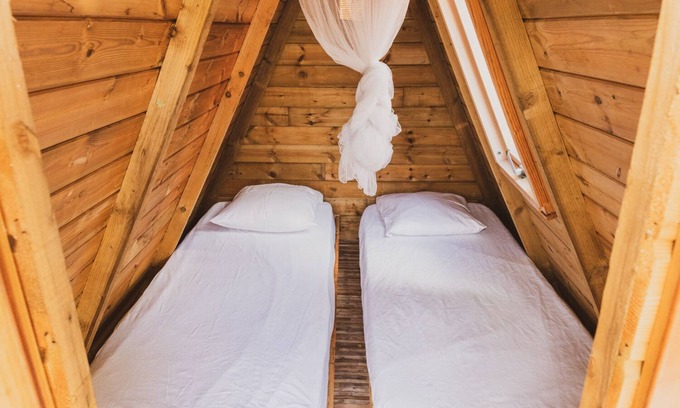 Saint-Louis Cabin | Tipi Gomyé Wouj 6