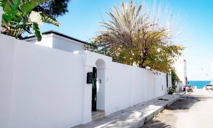 La Marsa House | Villa bord de mer piscine chauffée et terrasse