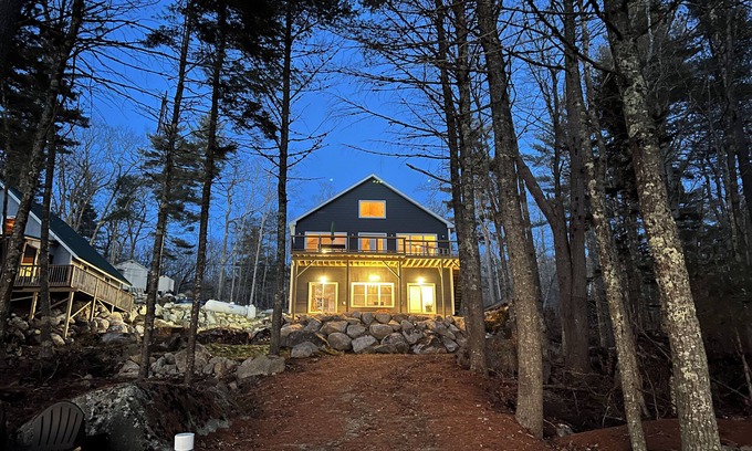 Orland Apartment | Toddy Haven: a lakefront condo near Acadia