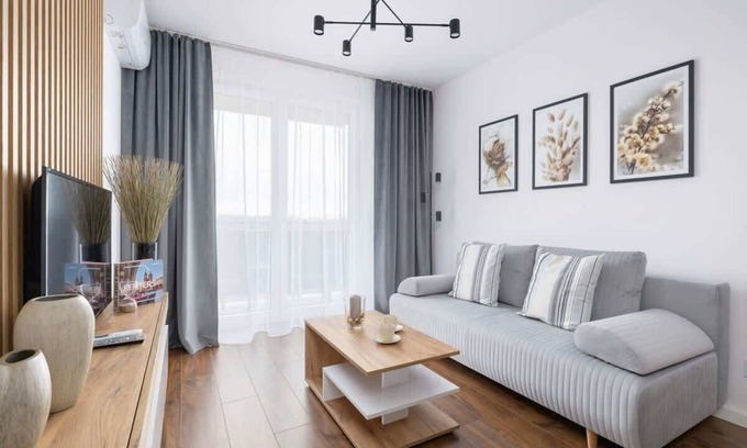 Czyzyny Apartment | Tomickiego 26 | Elegant Apartment | Parking