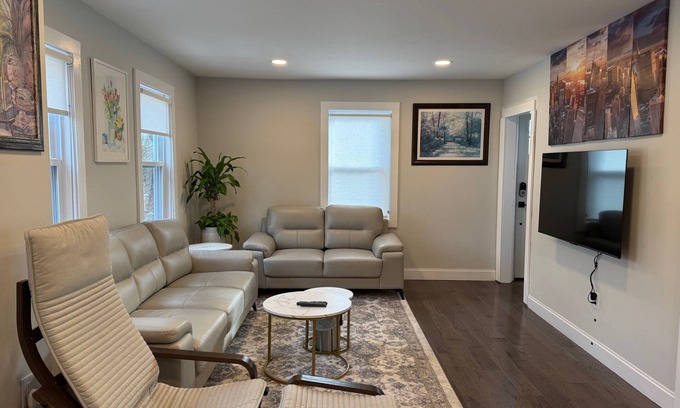 Framingham House | totally remodeled house with fitness room, close to Boston and Worcester