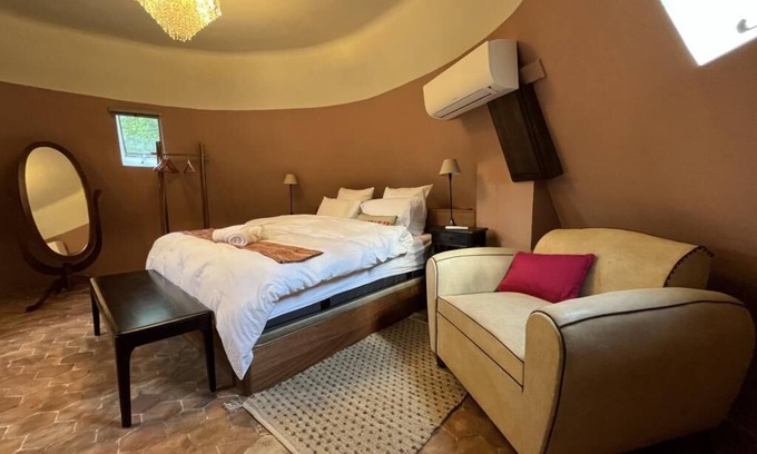 Croissy-Beaubourg Apartment | Tour du Château Disney à 15 mn