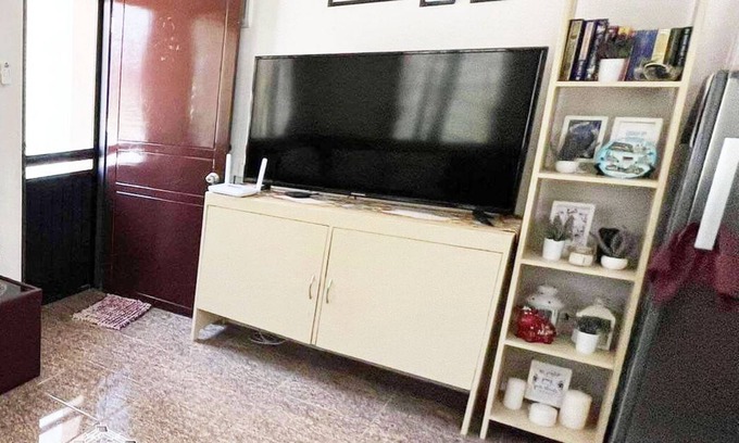 Talomo District House | Town House Walking Distance to Beach & Panoramic Mountain View