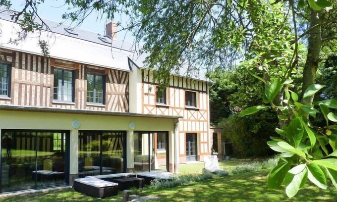 Rieux House | Townhouse near Bay of Somme and Norman Beaches