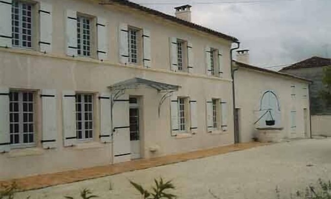 Salignac-sur-Charente House | Traditional Charentes house